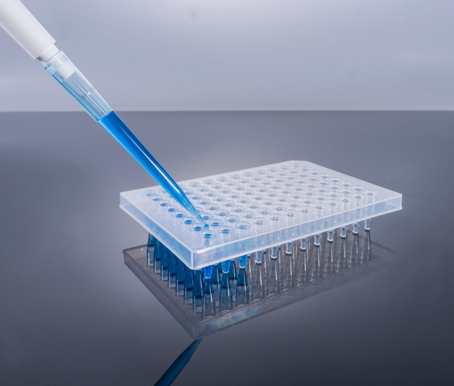 1000 µL Non-Filtered Low Retention Universal Pipette Tips, Sterile